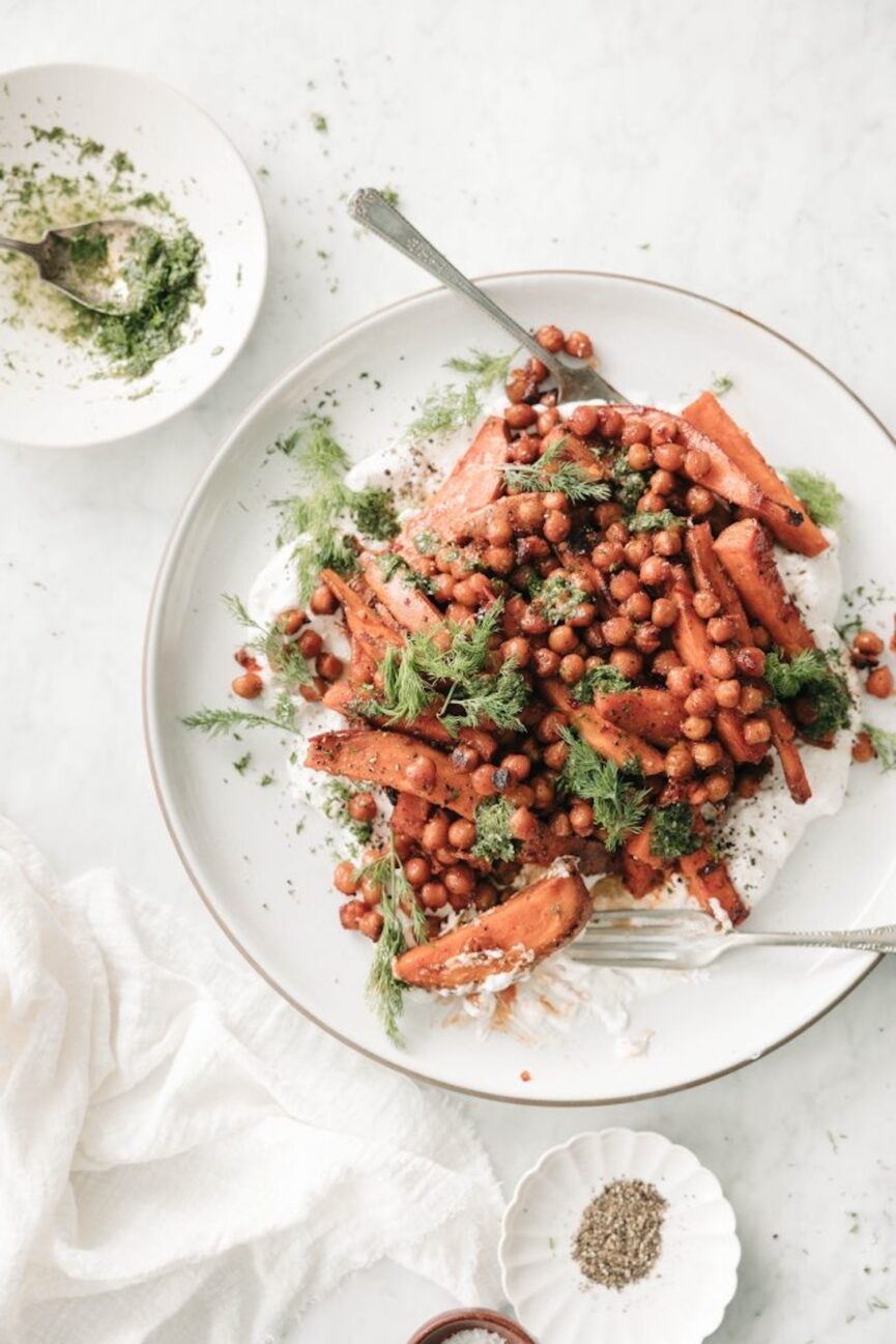 Sweet potato chickpea bowl_carb myths